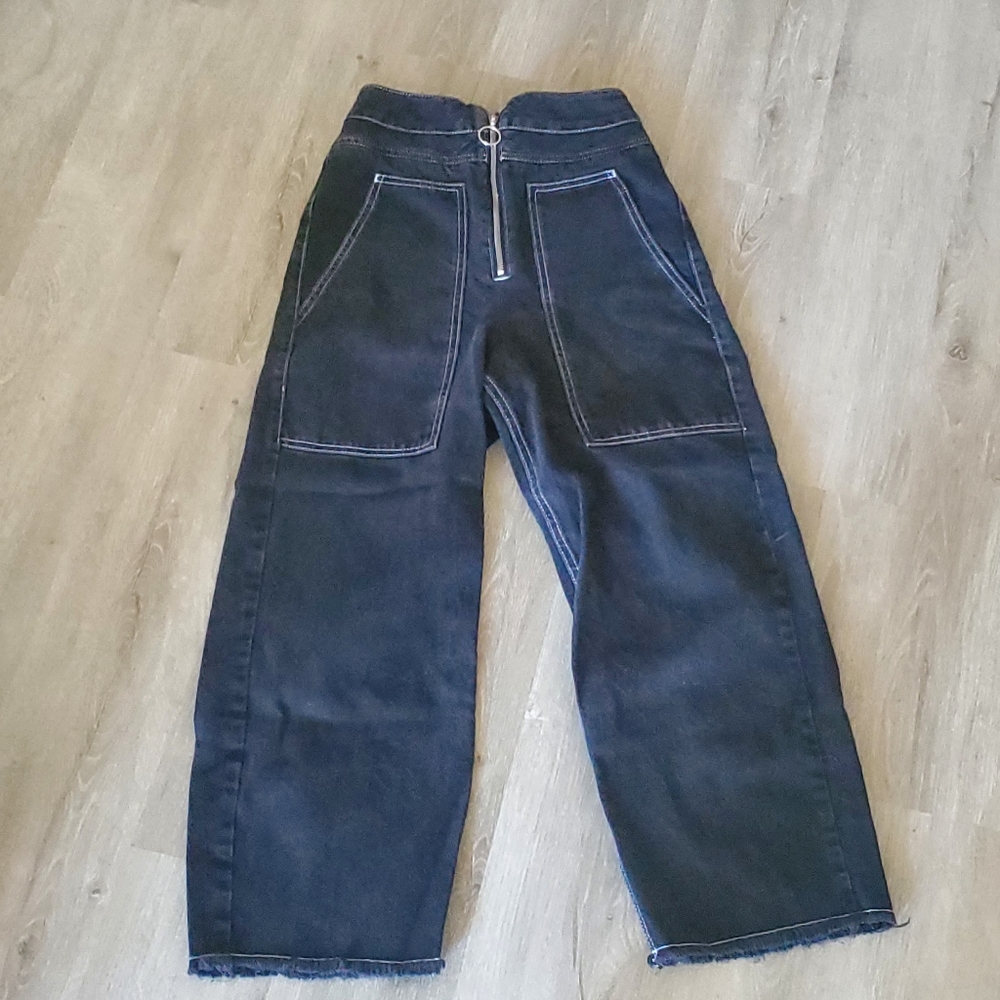 NWOT O-ring Asos Cropped High Waist Jeans